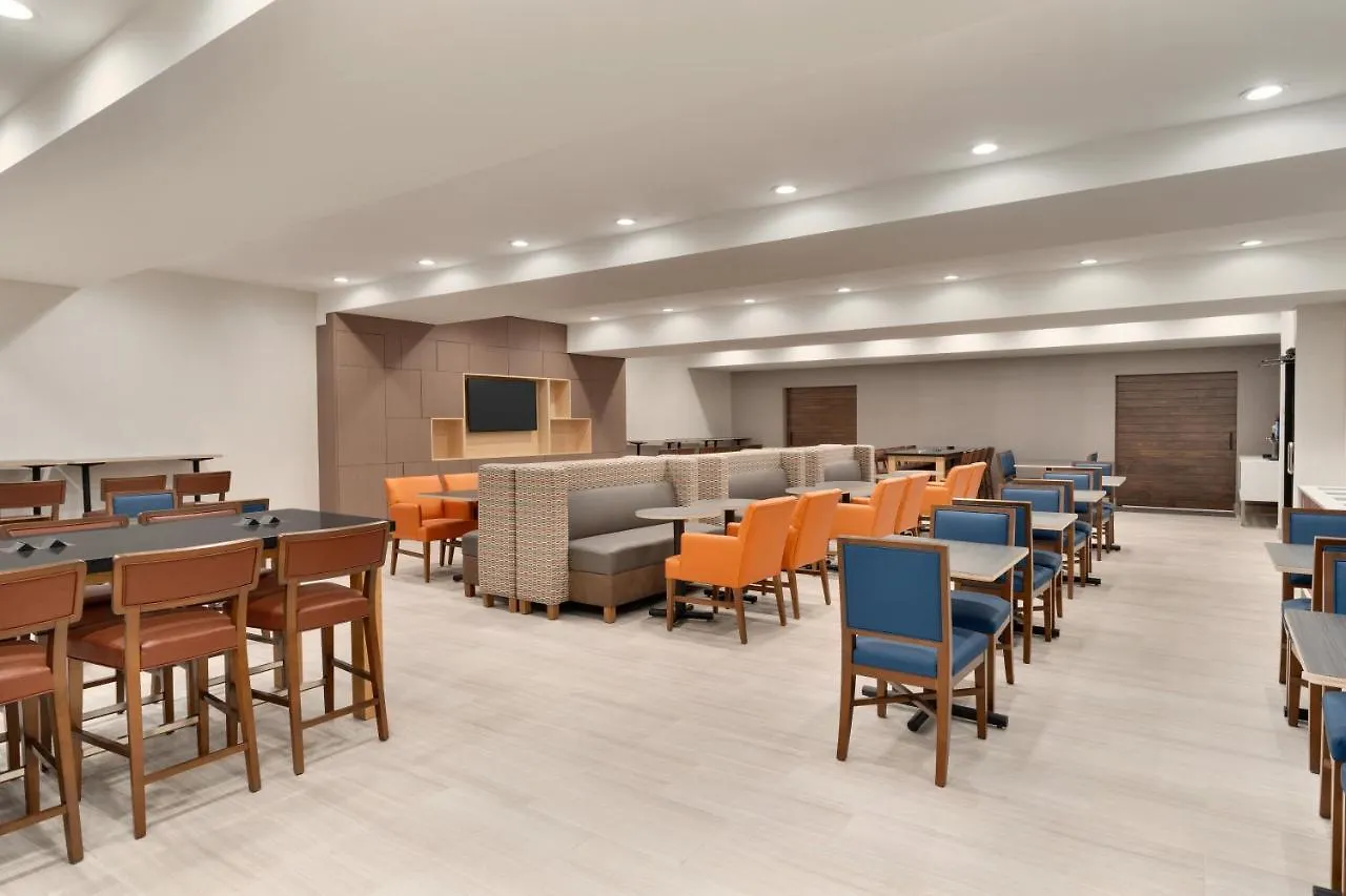Holiday Inn Express - Jamaica - Jfk Airtrain - Nyc By Ihg New York Hotel